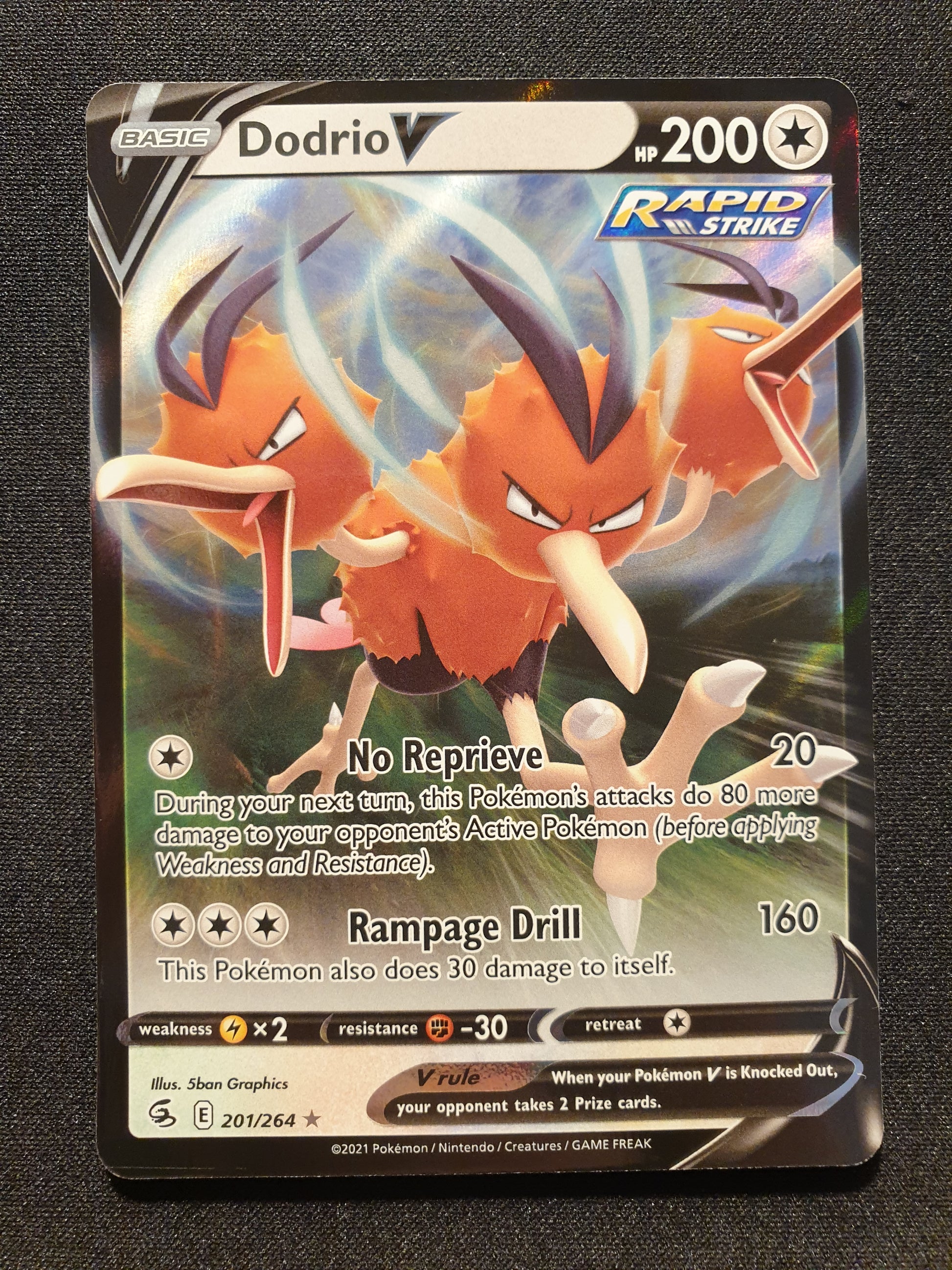 Dodrio V 201/264 (Mint Condition) - Fusion Strike - TCG Trainers