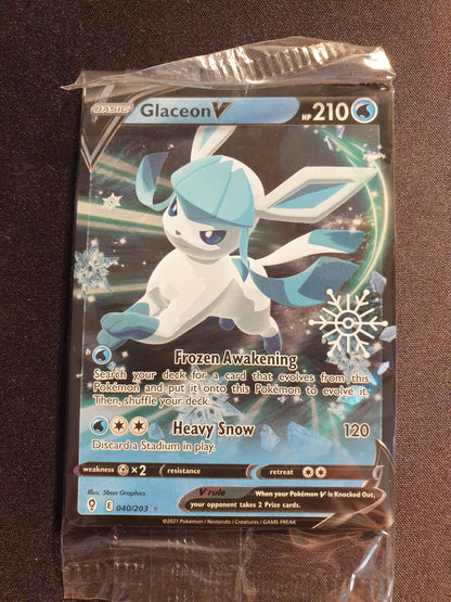 Glaceon V 040/203 (Mint Condition) - Holiday Calander - TCG Trainers